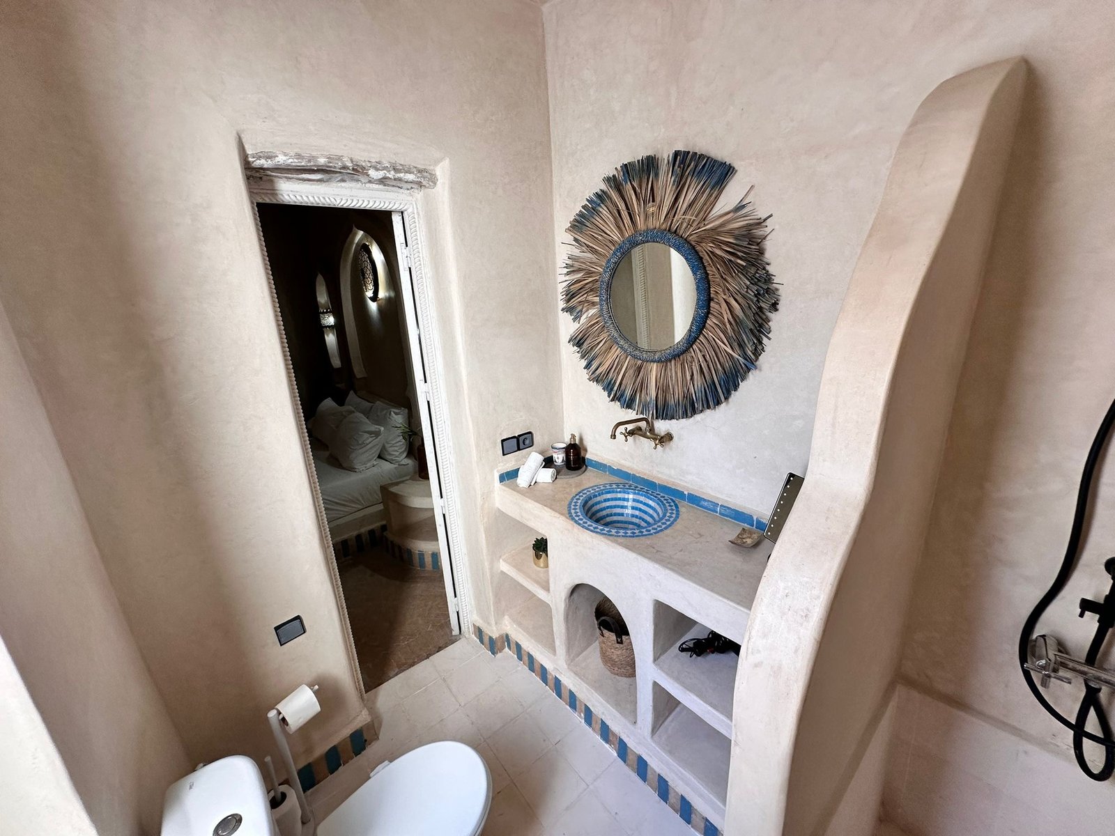 صورة من دار السلام